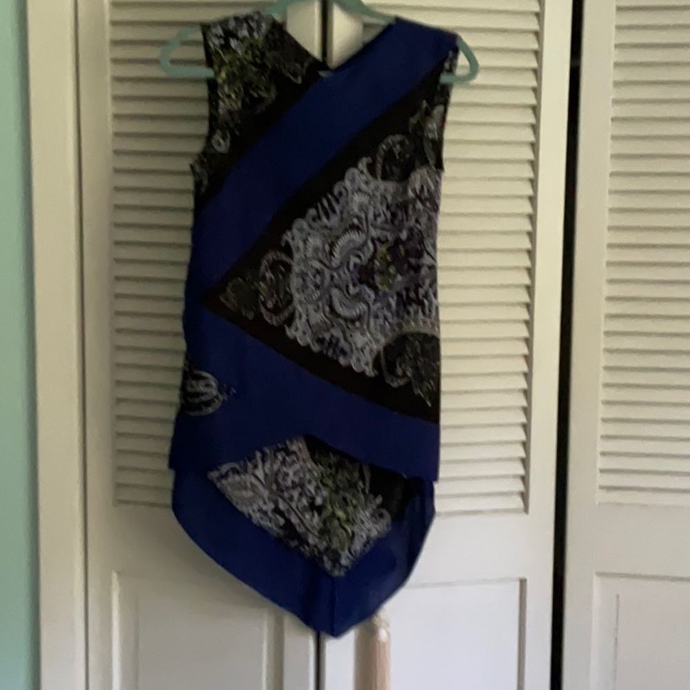 BCBG LONG TUNIC TOP XXS